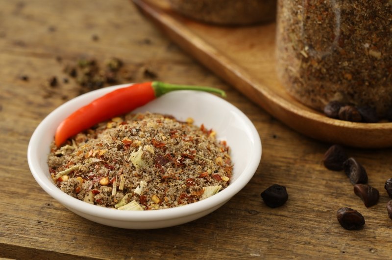 cham cheo an voi gi ngon