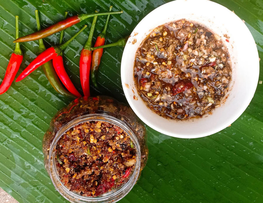 Cách phân biệt chẩm chéo Tây Bắc thật và giả