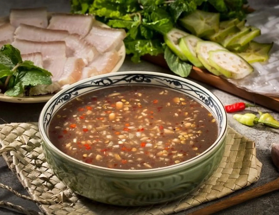 Sự Khác Biệt Giữa Chẩm Chéo Và Các Loại Nước Chấm Khác Ở Việt Nam 4 Mắm nêm
